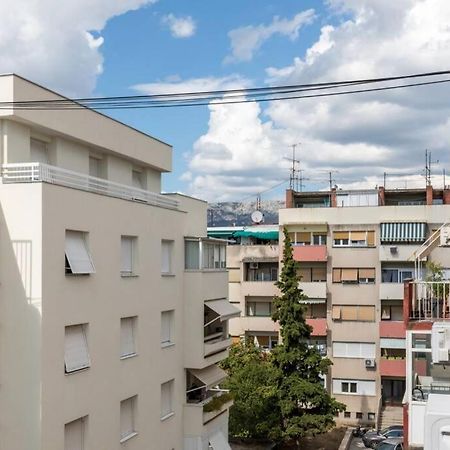 Banana Split Youth Apartment מראה חיצוני תמונה
